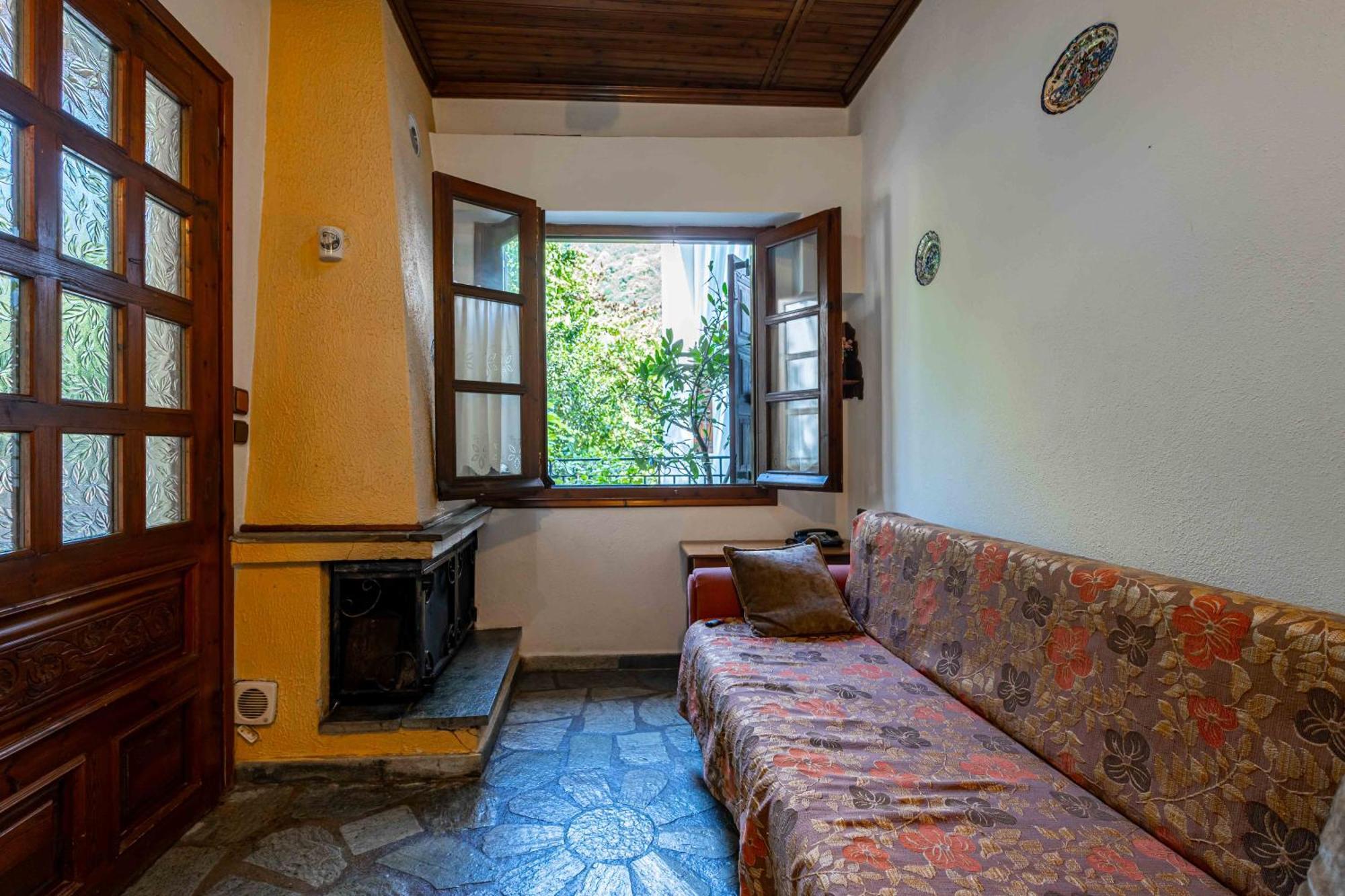 Guesthouse Papachristou Tsagkarada Eksteriør billede